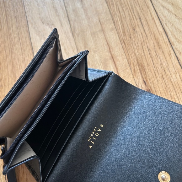 Radley London Apsley Road Faux Snake Wallet Leather Zip Around Wallet - Picture 4 of 5